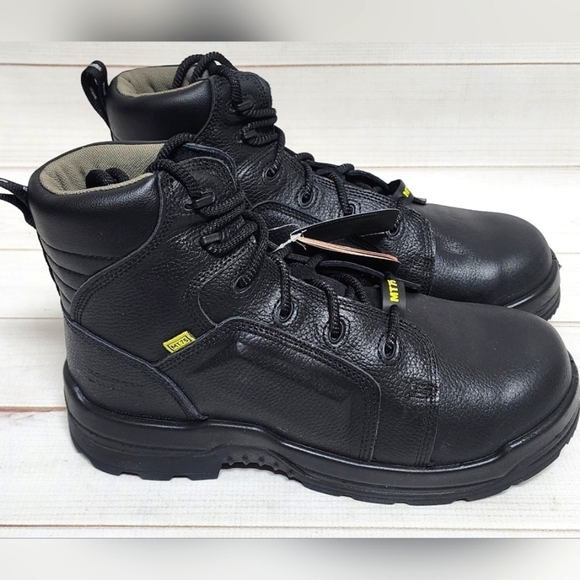 New Rockport Black 6